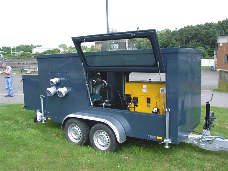 博格移动式应急排水泵车 
